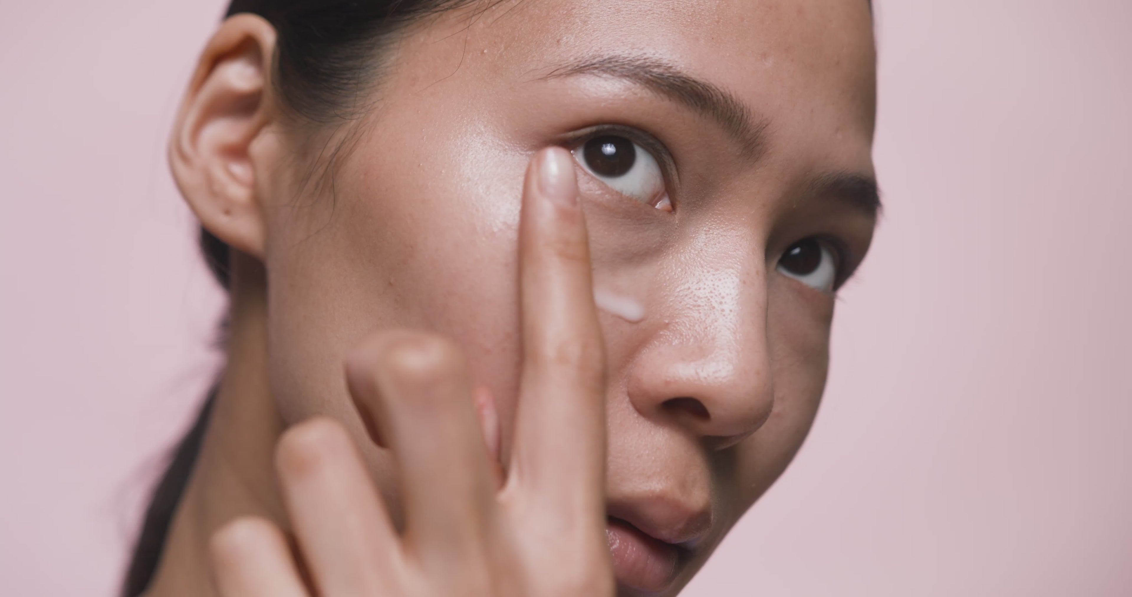 Melino 2% Niacinamide & Hyaluronic Acid Hydrating Moisturizer with Chronicle Extract